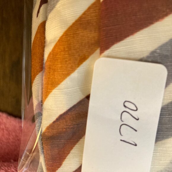 Womens Ann Taylor Tapered Leg Chino Pants Animal Print  L - Picture 8 of 8